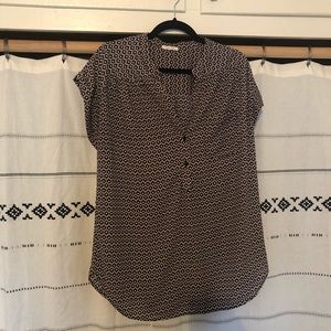 Women’s pattern blouse